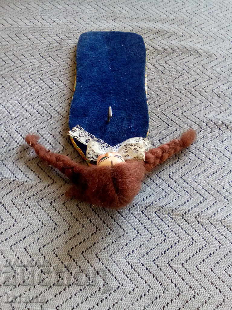 Δημοπρασία κούκλα γάντζο Δημοπρασία κούκλα γάντζο