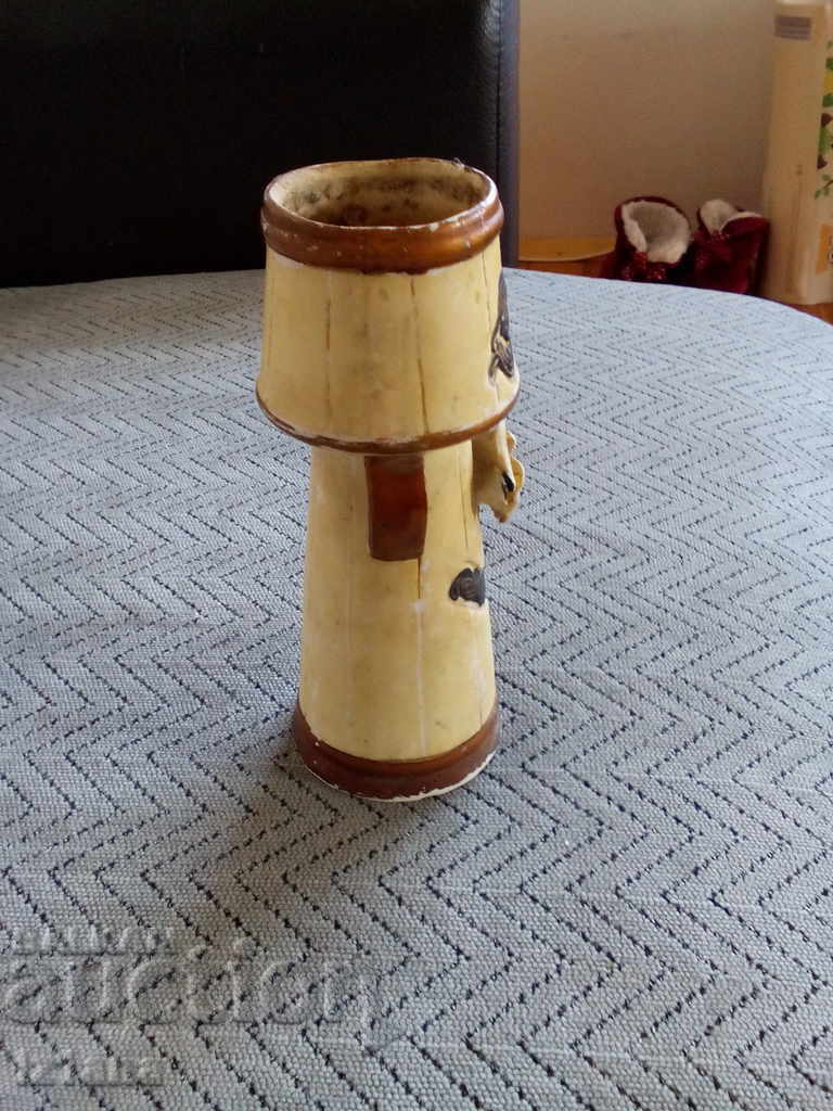 portelan vaze cu preț 5.00 BGN | € 2.56 portelan vaze cu preț 5.00 BGN | € 2.56