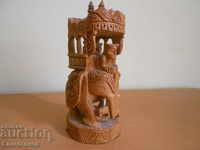 Woodcarving statuette figure