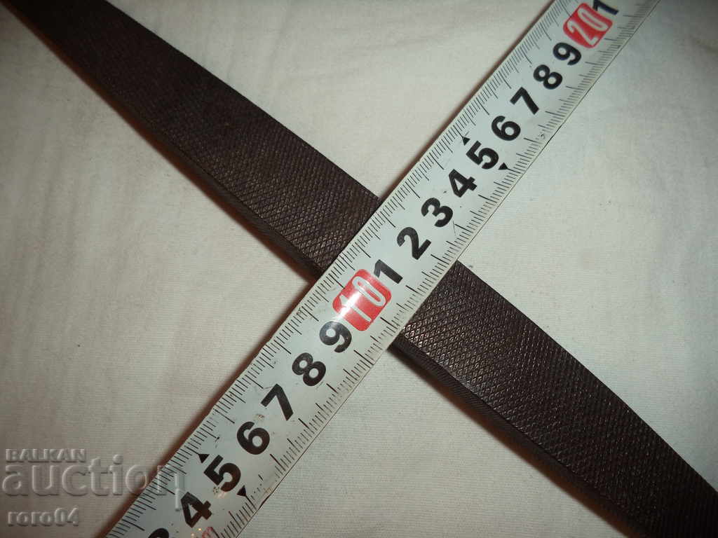 HUGE OLD SAW - BAT - XL SIZE - 7 HUGE OLD SAW - BAT - XL SIZE - 7