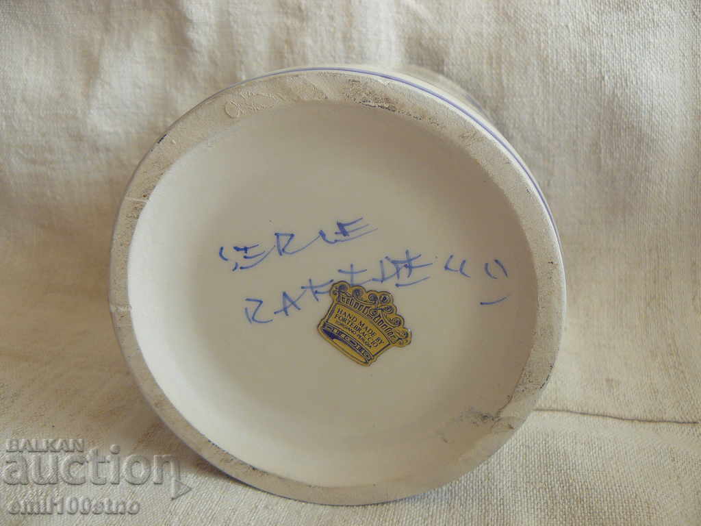 Delivery of Handmade Perrudja Italy handmade glass Delivery of Handmade Perrudja Italy handmade glass