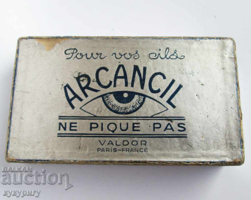 A collection of ladybrush lace quartz lace France with price 25.00 BGN | € 12.78 A collection of ladybrush lace quartz lace France with price 25.00 BGN | € 12.78