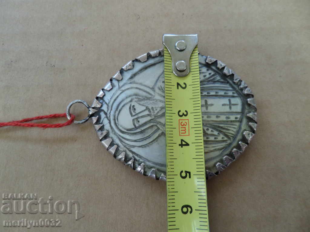 Delivery of Revival medallion Holy Sepulchre, mother-of-pearl, silver, panageia jewelry