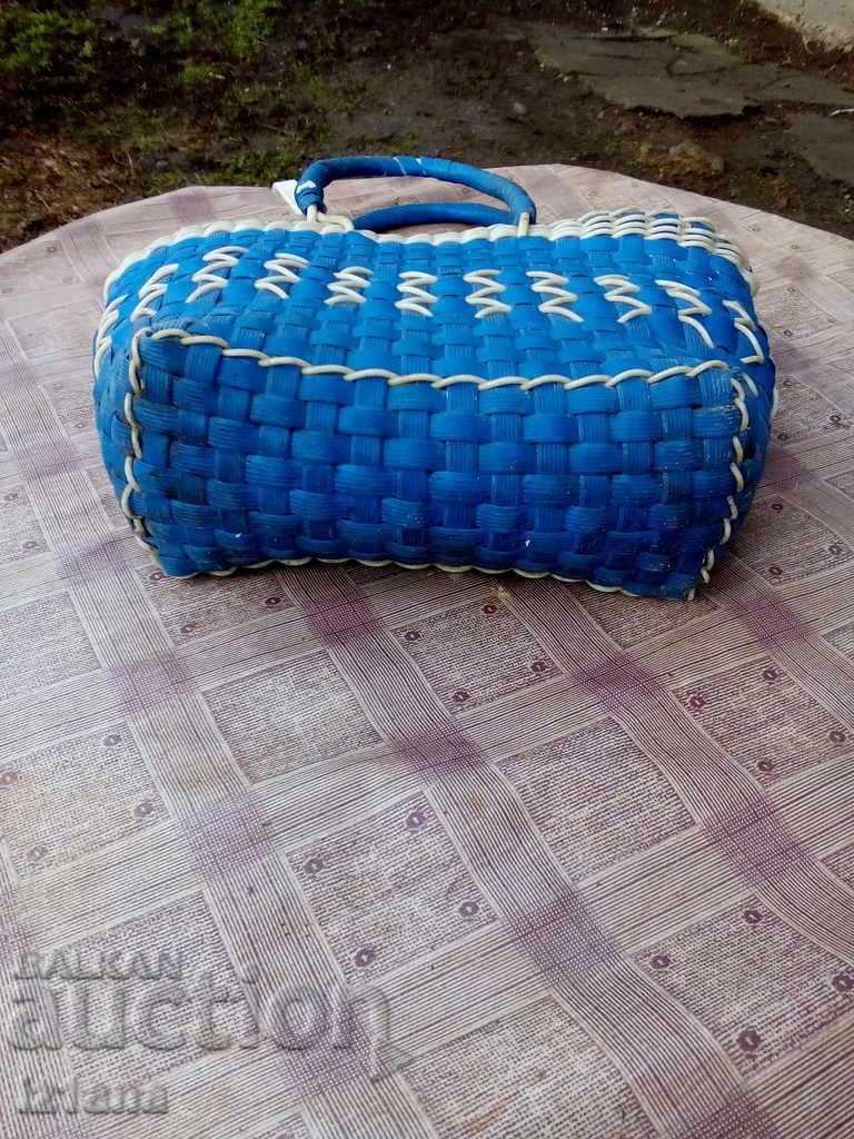 Auction Old shopping bag Auction Old shopping bag