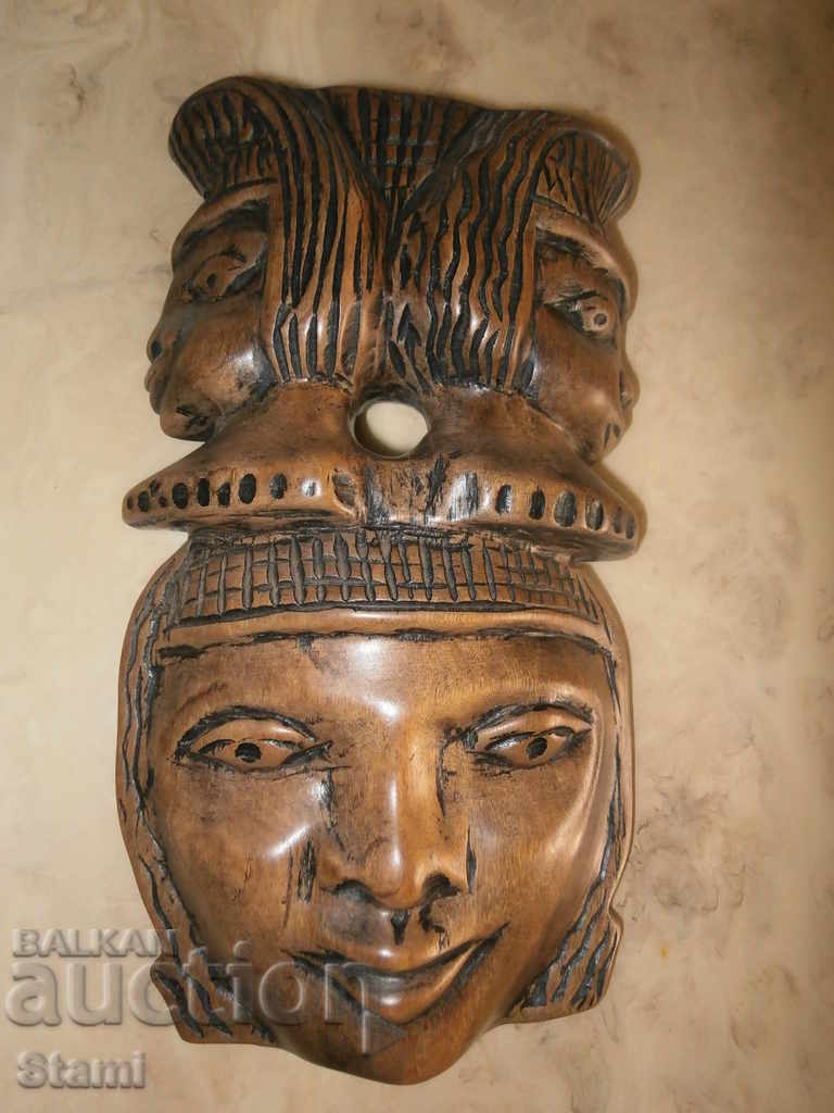 A massive African mask from Ghana with price 99.00 BGN | € 50.62 A massive African mask from Ghana with price 99.00 BGN | € 50.62