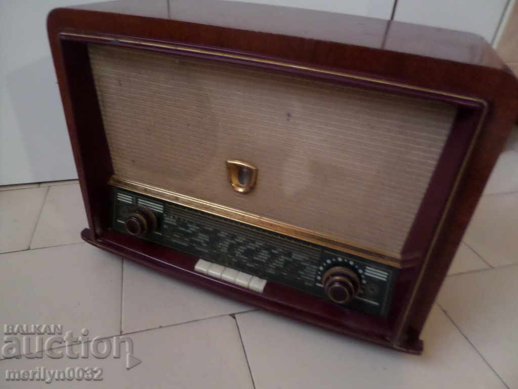 Old Phillips radio, radio lamp with price € 116.93 | 228.70 BGN