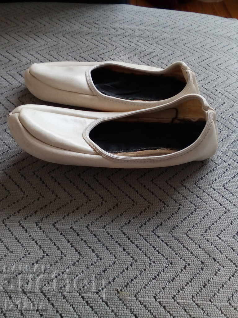 Cubes with price 10.00 BGN | € 5.11 Cubes with price 10.00 BGN | € 5.11