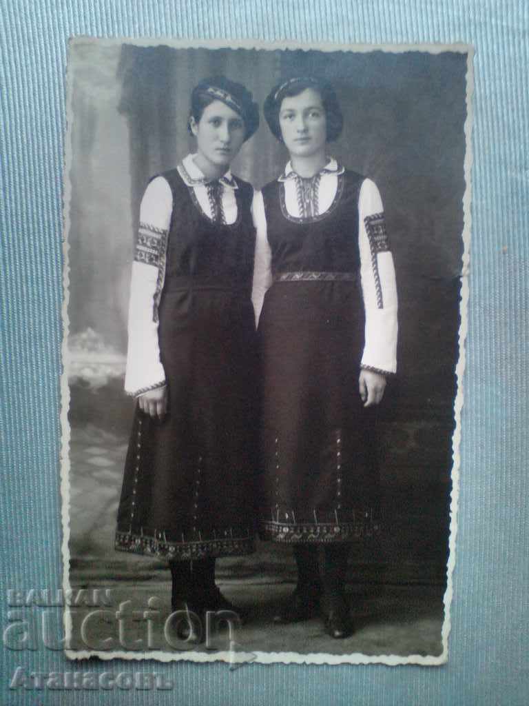 Стара снимка Козлодуйски бряг Народна носия 1936 г.