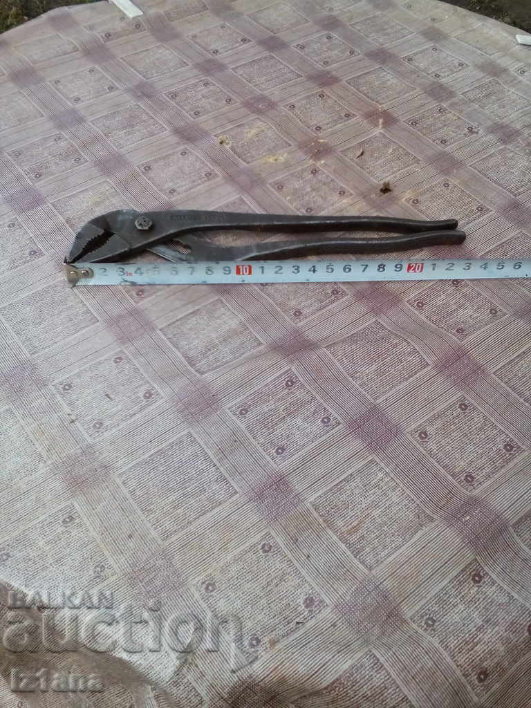 Clearing apprentices with price 12.00 BGN | € 6.14