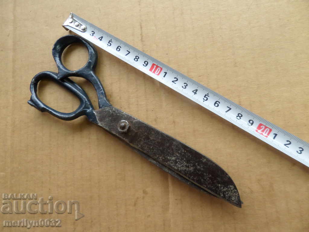 Old tailor's scissors - 5 Old tailor's scissors - 5