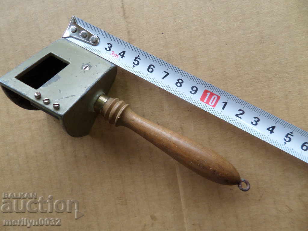 Mirror PRICE FOR MILITARY TRAINING RIGHT MUSHROOMS with price 43.00 BGN | € 21.99 Mirror PRICE FOR MILITARY TRAINING RIGHT MUSHROOMS with price 43.00 BGN | € 21.99