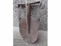 Lopata veche, fier forjat