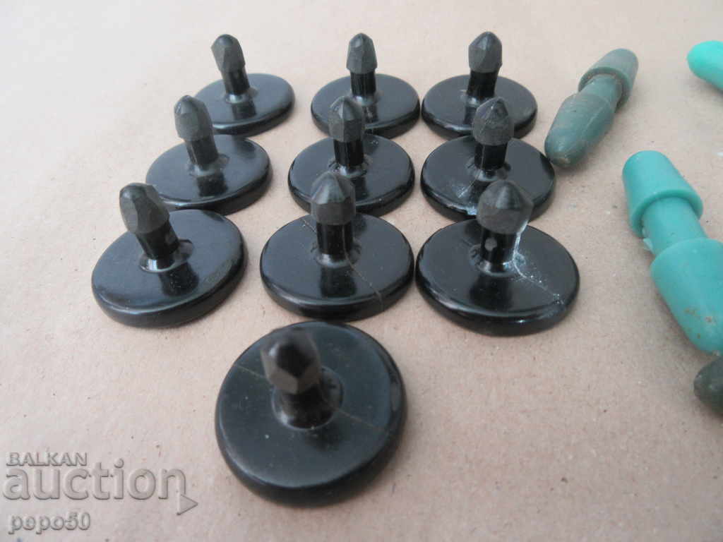 25 pcs. PLASTIC MACHINES FOR GUARDED PROTECTIVE EQUIPMENT with price 3.00 BGN | € 1.53 25 pcs. PLASTIC MACHINES FOR GUARDED PROTECTIVE EQUIPMENT with price 3.00 BGN | € 1.53