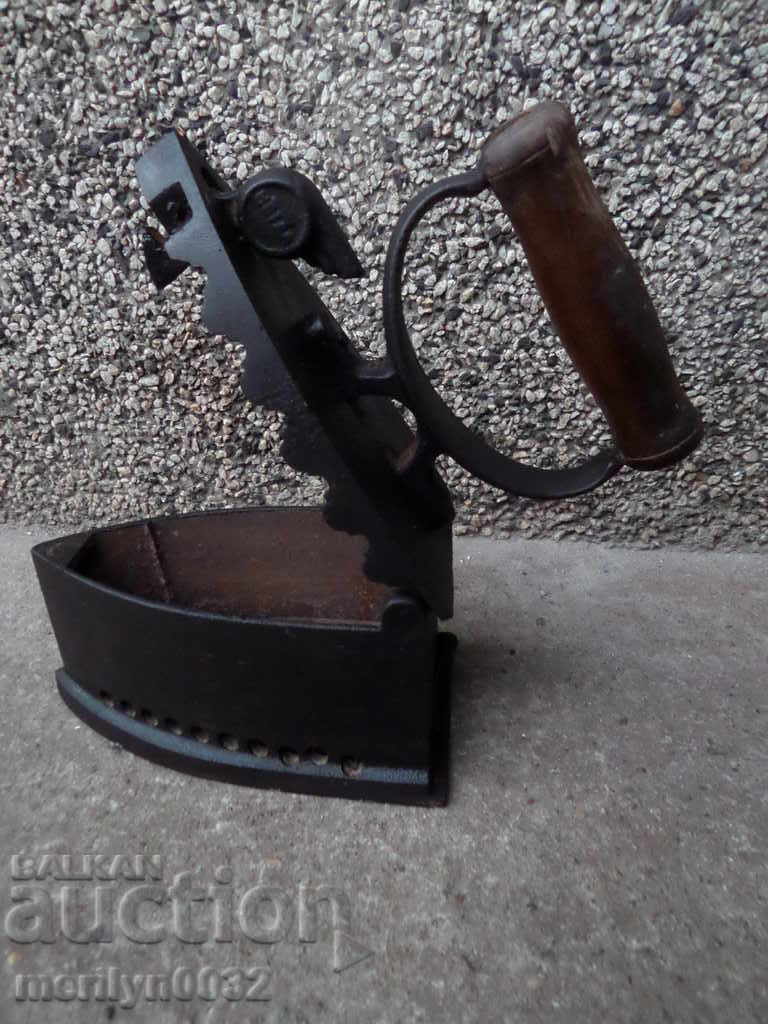 Old iron on fire - 6