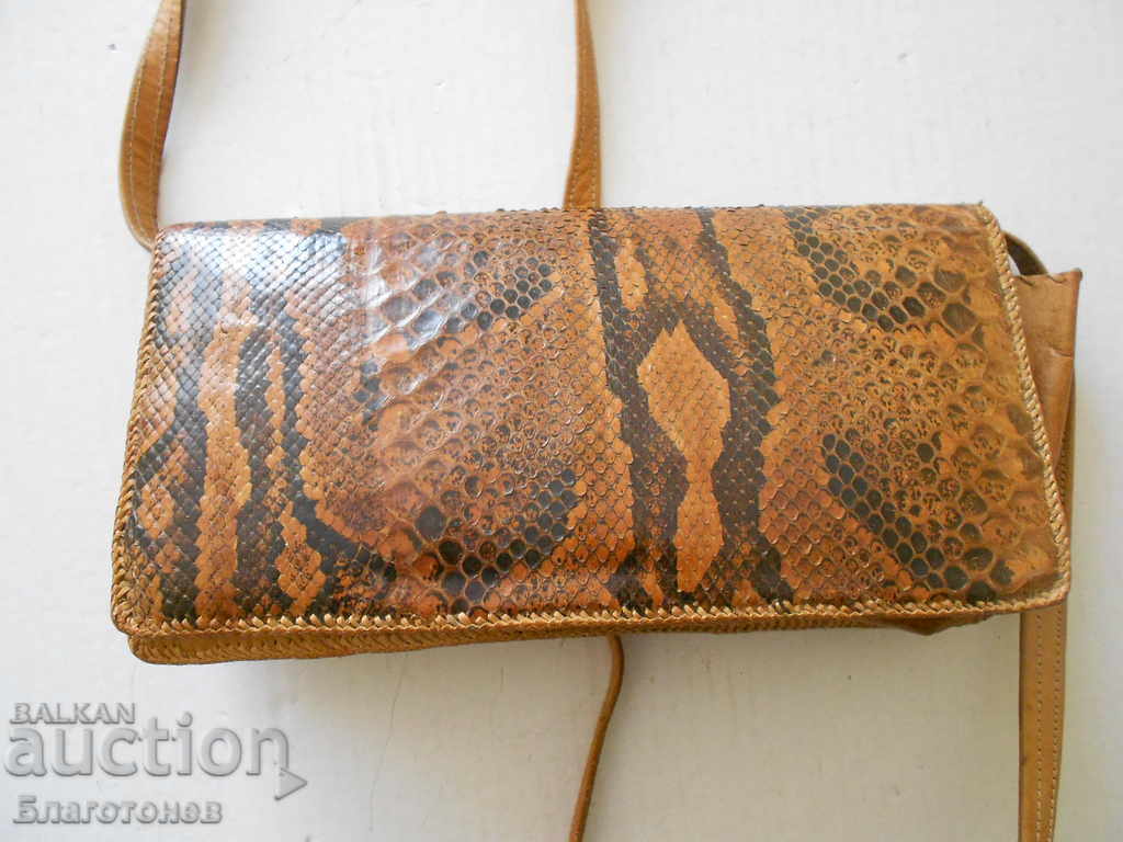 Auction Python bag Auction Python bag