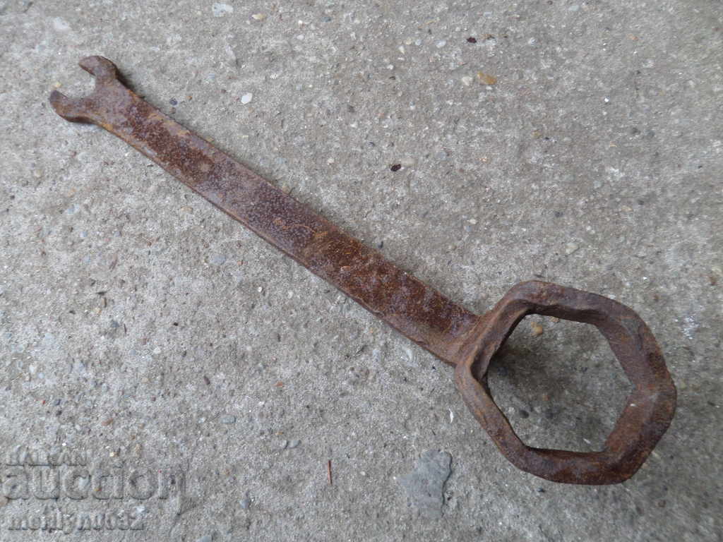 Delivery of An old forged key from a wagon-workshop wagon workshop Delivery of An old forged key from a wagon-workshop wagon workshop