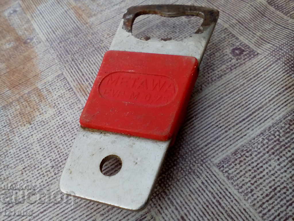 Delivery of An old opener Delivery of An old opener