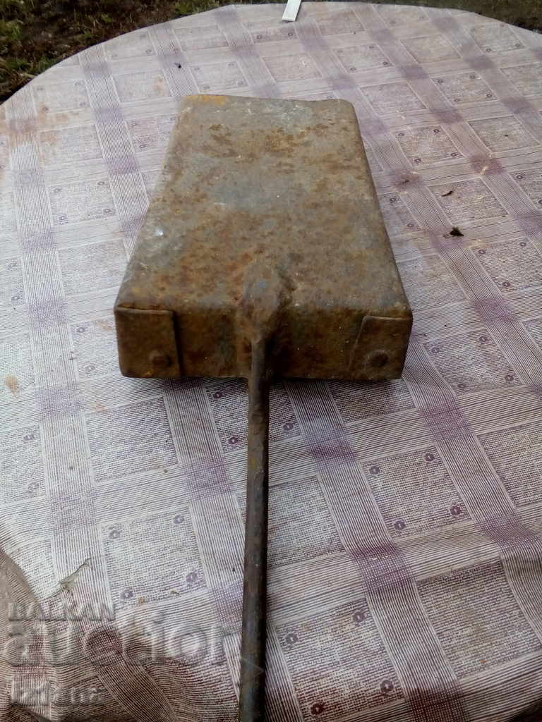 An old shovel, a blade - 6 An old shovel, a blade - 6