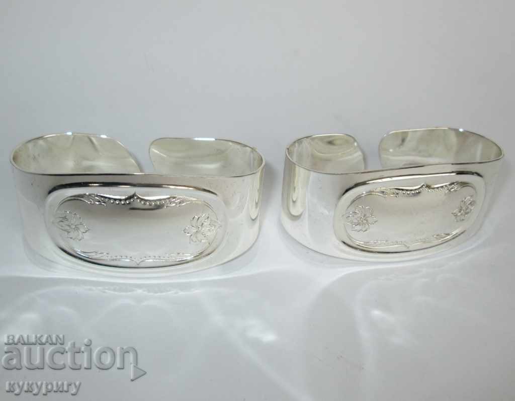 Delivery of 2 old unused silver-plated napkins WMF Germany Delivery of 2 old unused silver-plated napkins WMF Germany