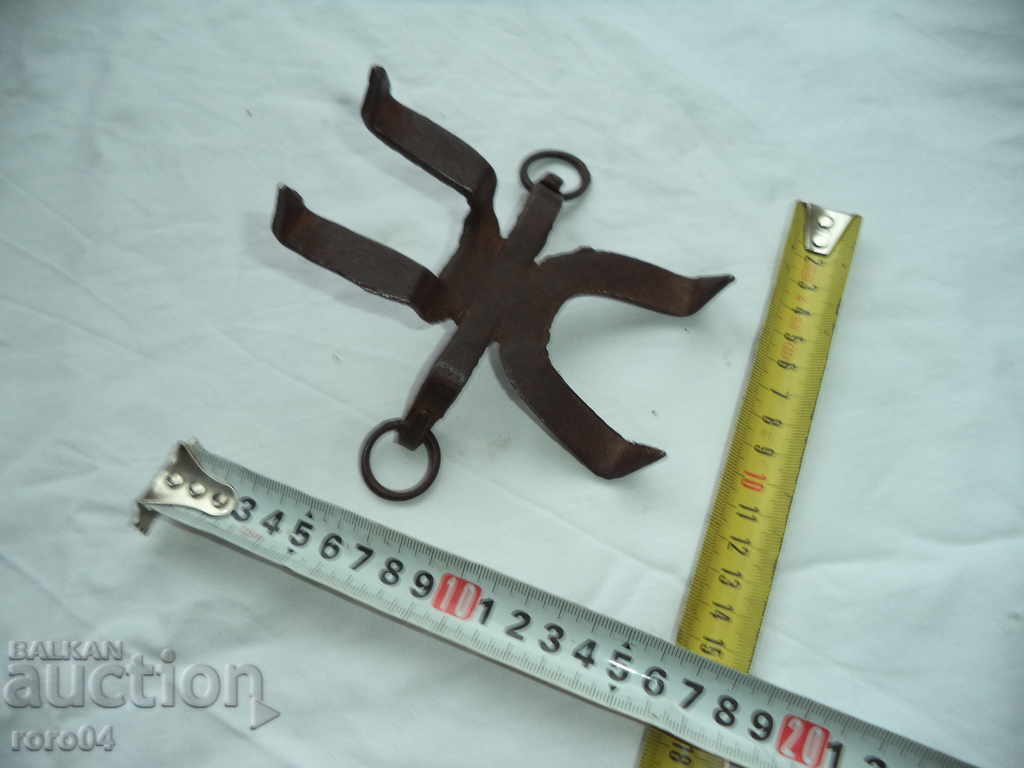 Auction STAR HORSES CAT FOR WATER - TEK Auction STAR HORSES CAT FOR WATER - TEK