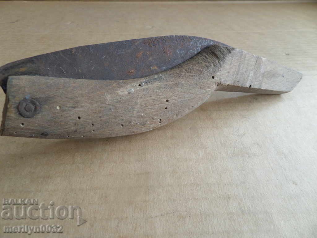 An old knife with wood shavings, a knife, a dagger, a blade - 6 An old knife with wood shavings, a knife, a dagger, a blade - 6