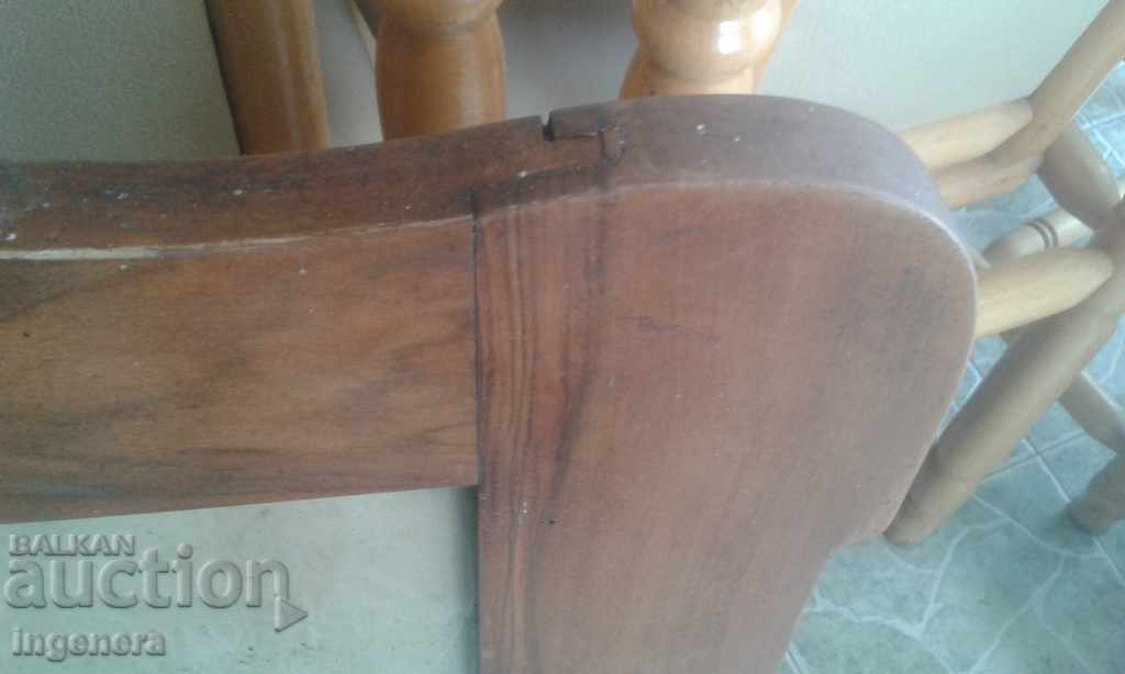 Livrarea PORTRET REGAL ÎN RAMĂ RENAȘTERE Livrarea PORTRET REGAL ÎN RAMĂ RENAȘTERE