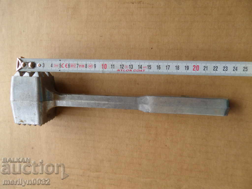 Culinary hammer steak hammer with price 39.00 BGN | € 19.94 Culinary hammer steak hammer with price 39.00 BGN | € 19.94