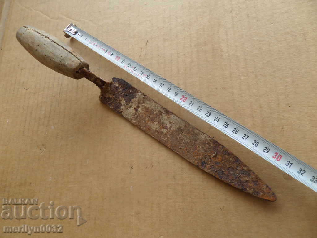 Very old Renaissance trowel, a tool made by the Bulgarians with price 31.00 BGN | € 15.85 Very old Renaissance trowel, a tool made by the Bulgarians with price 31.00 BGN | € 15.85