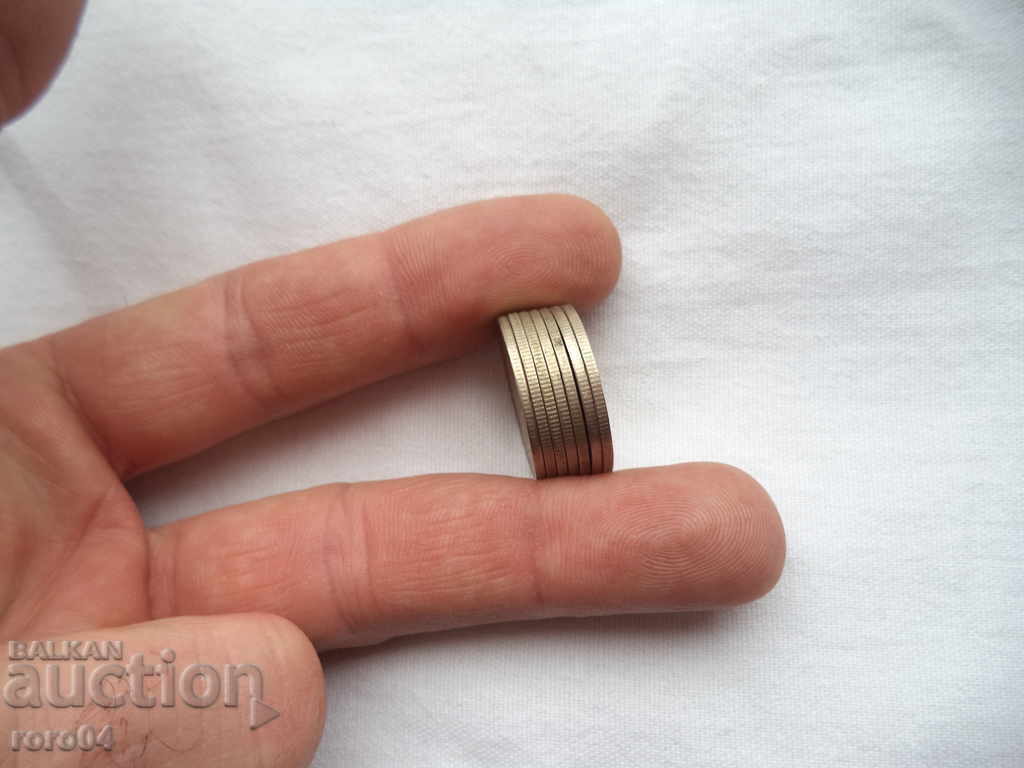 50 STOCKS - 1990 - 7 FIGURES - 7 50 STOCKS - 1990 - 7 FIGURES - 7