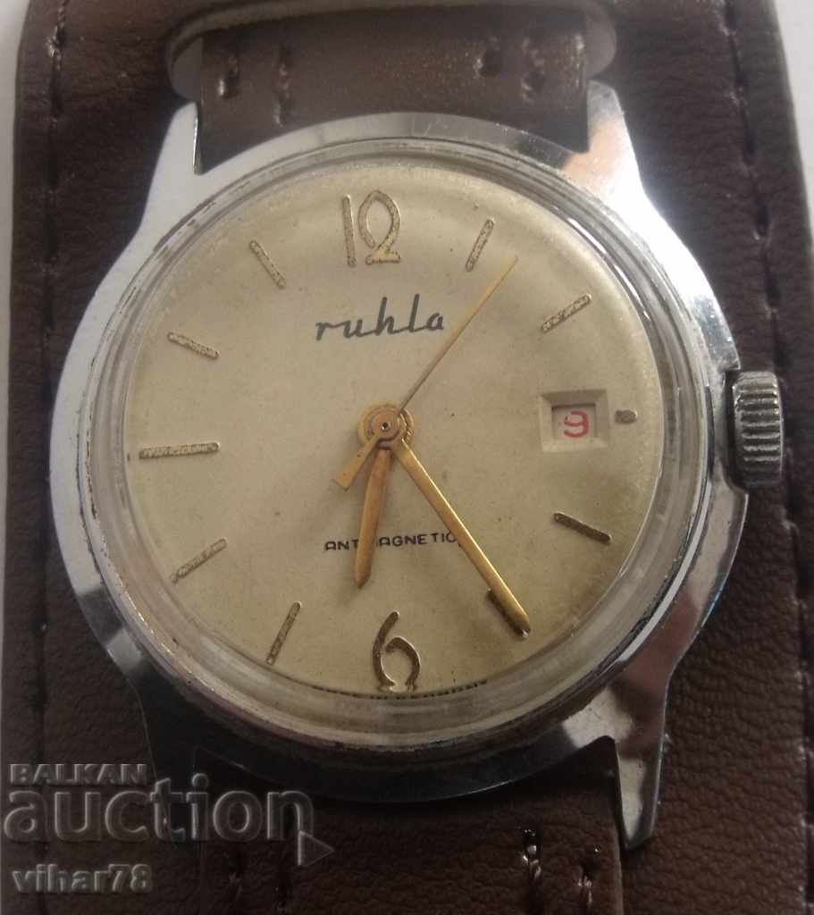 Uita-te-Ruhla pentru bărbați cu preț € 29.99 | 58.66 BGN Uita-te-Ruhla pentru bărbați cu preț € 29.99 | 58.66 BGN