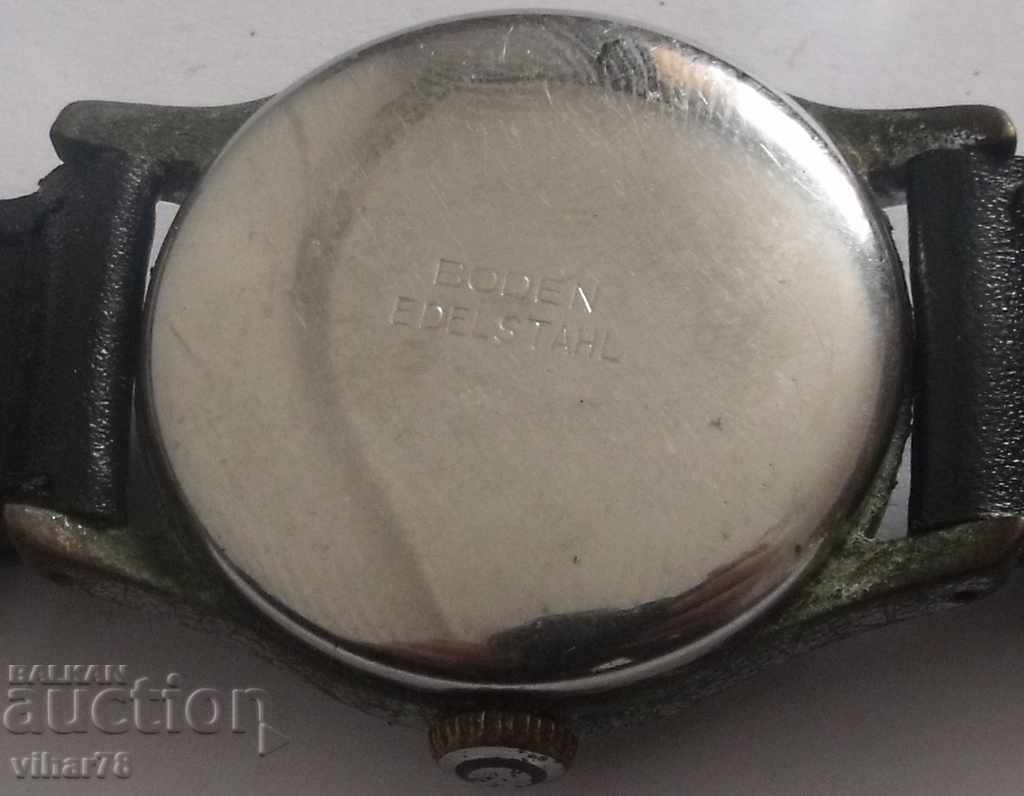 Παράδοση Ruhla-ανδρών ρολογιών