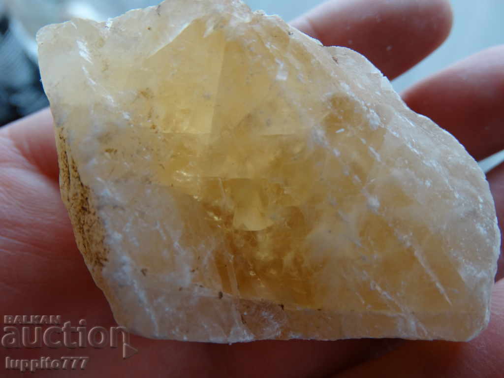 Auction calcite natural mineral ore Auction calcite natural mineral ore