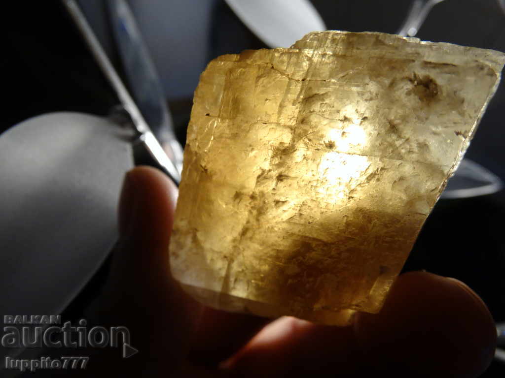 калцит естествена руда минерал с цена 29.99 лв. | € 15.33 калцит естествена руда минерал с цена 29.99 лв. | € 15.33