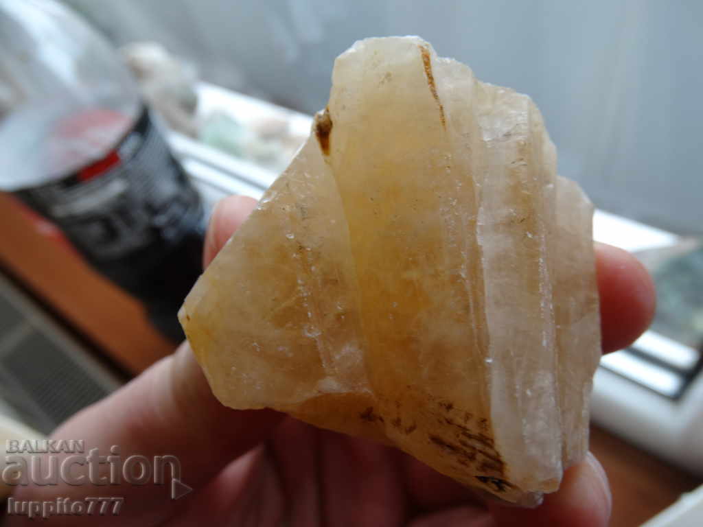 Auction  calcite natural mineral ore