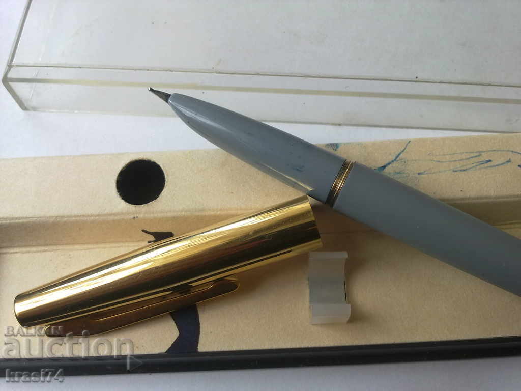 Pens with price 15.00 BGN | € 7.67 Pens with price 15.00 BGN | € 7.67