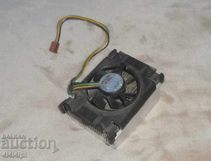 Piese de calculator - Fan 4 cu preț 7.00 BGN | € 3.58