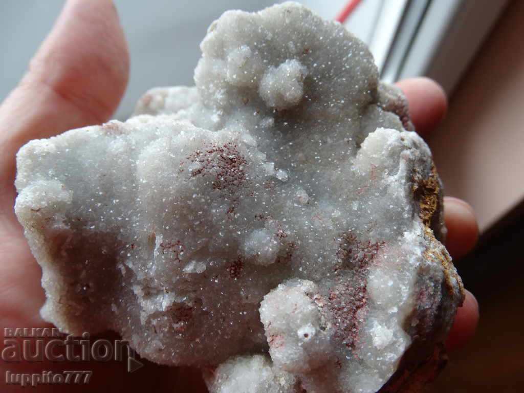 quartz druza natural mineral ore with price 45.99 BGN | € 23.51 quartz druza natural mineral ore with price 45.99 BGN | € 23.51