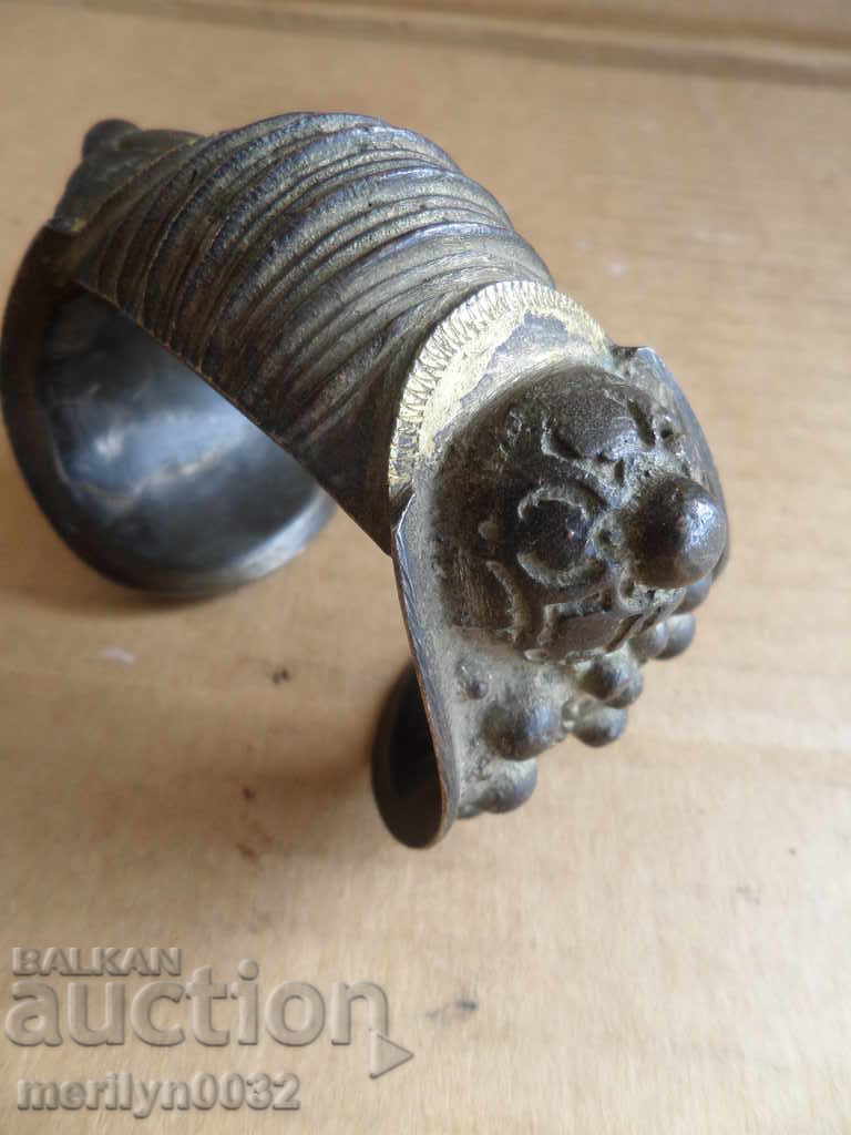 Delivery of Renaissance silver bracelet, sachan, jewelery, silver