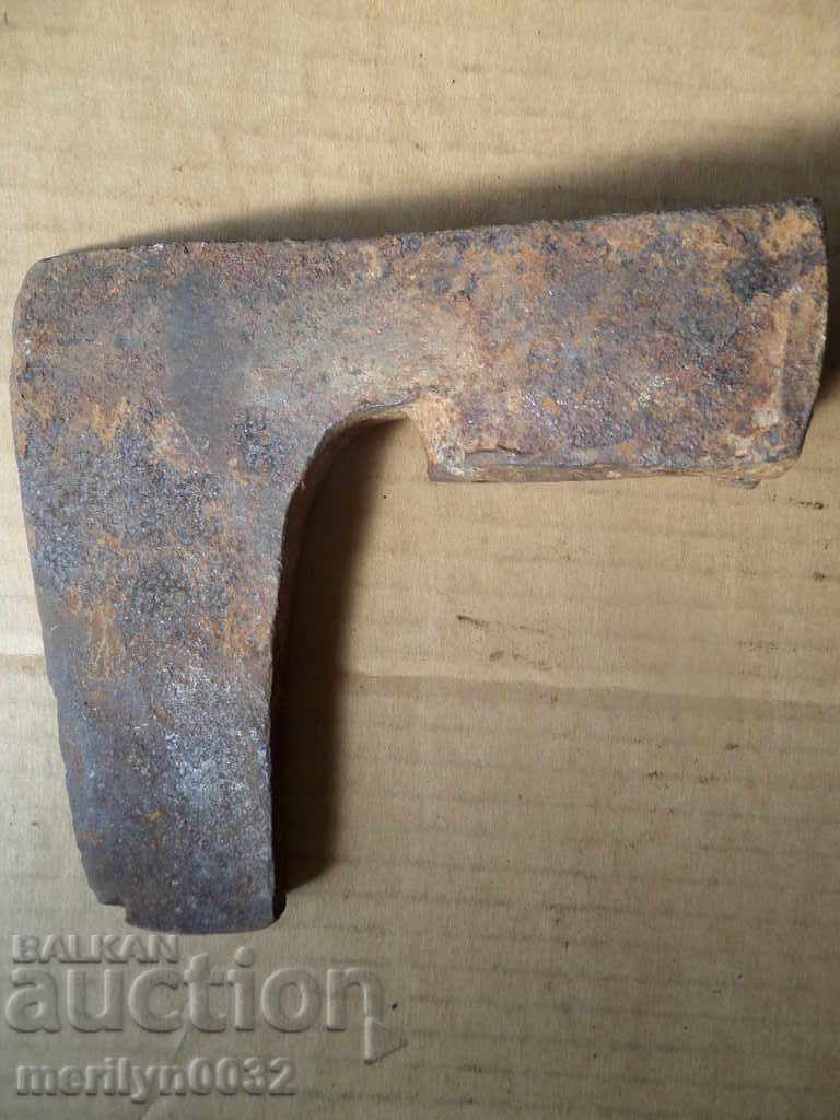 An old ax with a pressed toothed saber hat without a gauze - 6 An old ax with a pressed toothed saber hat without a gauze - 6