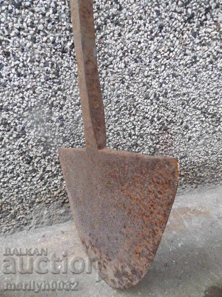 Hand forged lump from an old plow, wrought iron - 6 Hand forged lump from an old plow, wrought iron - 6