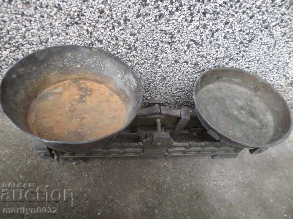 Old counter, balance, scale, weight - 5