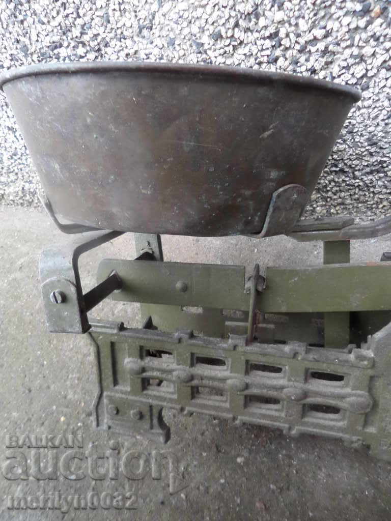 Old counter, balance, scale, weight - 7