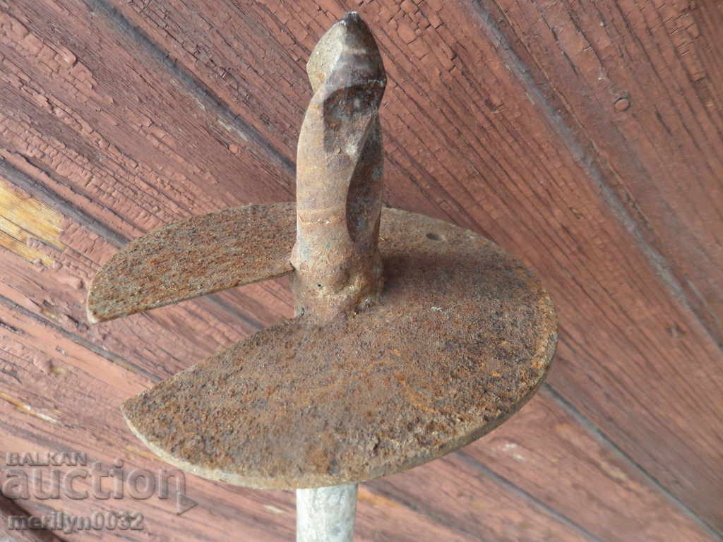 Swirl for punching hole holes for tomatoes, fences - 6 Swirl for punching hole holes for tomatoes, fences - 6