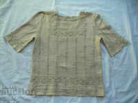 САМОКОВСКА РЪЧНО ПЛЕТЕНА БЛУЗА НА ЕДНА КУКА