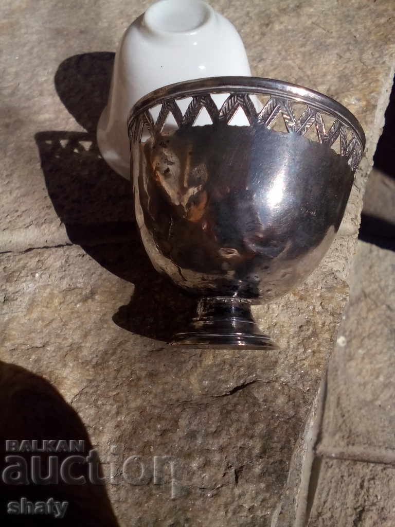 Old sachanov pigeon with a porcelain cup. Ottoman egg yolk - 7