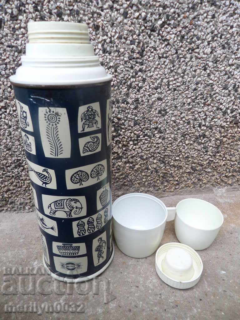 Auction Old thermos, ketch, bottle, bottle, bottle of salt Auction Old thermos, ketch, bottle, bottle, bottle of salt