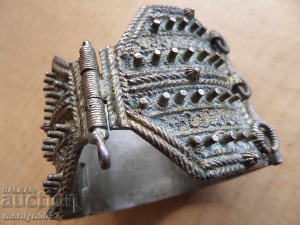 Delivery of Hryvnia hedgehog spiky silver sachan 18th century jewelry jewel
