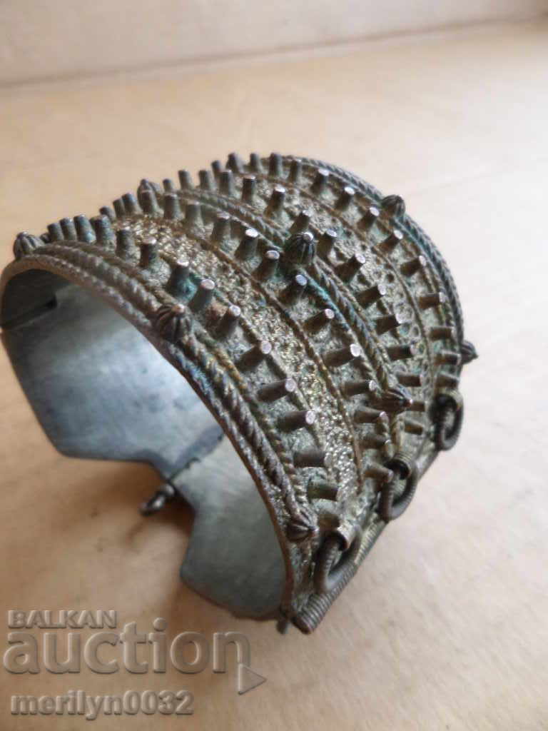 Bracelet Bracelet Bracelet Silver Saucer 18th century jewelery jewel with price 399.00 BGN | € 204.01 Bracelet Bracelet Bracelet Silver Saucer 18th century jewelery jewel with price 399.00 BGN | € 204.01