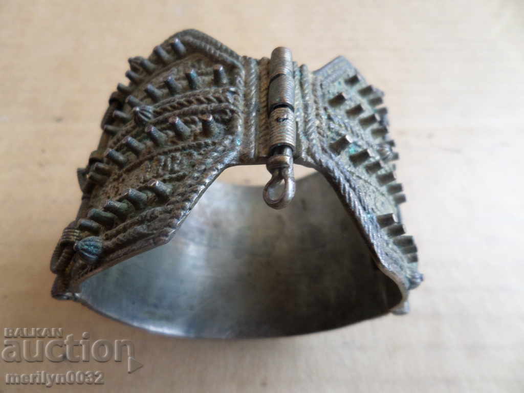 Livrarea Brățară arici țepos argint sacan secolul al XVIII-lea bijuterie