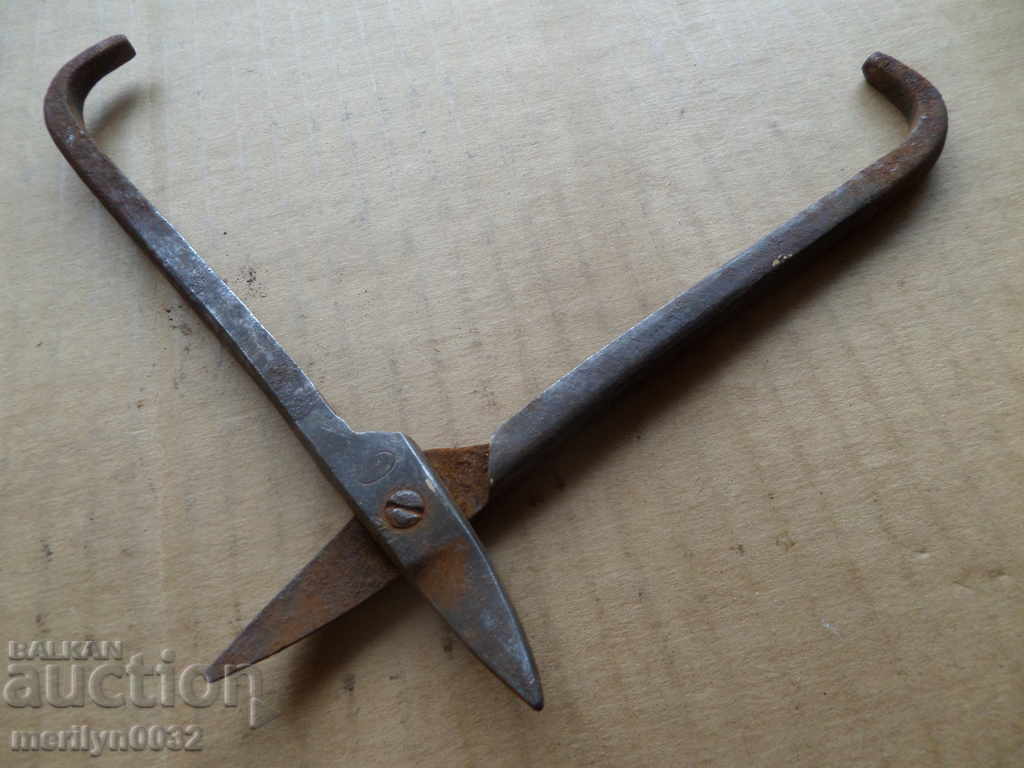 Old scissor cutter pliers kerable with price 31.00 BGN | € 15.85